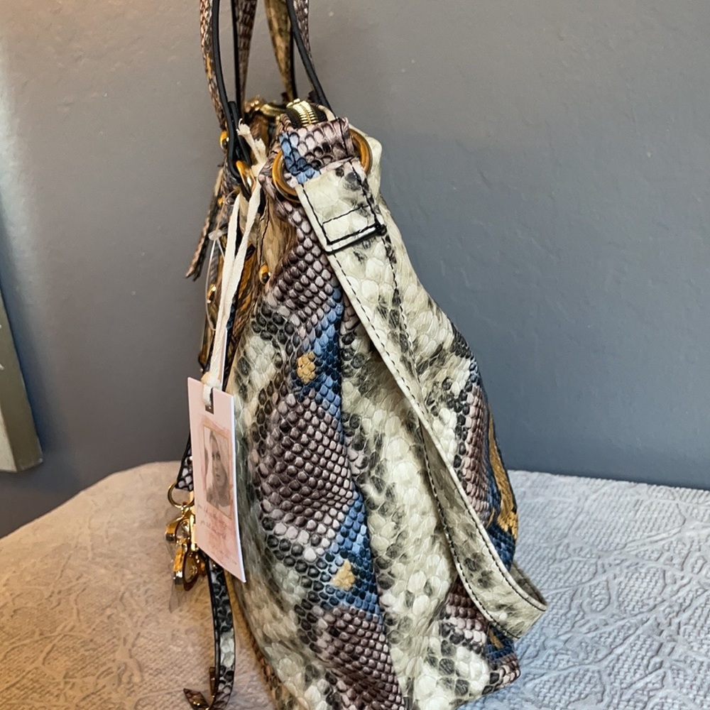 NWT Python satchel Jessica Simpson - Picture 3 of 8